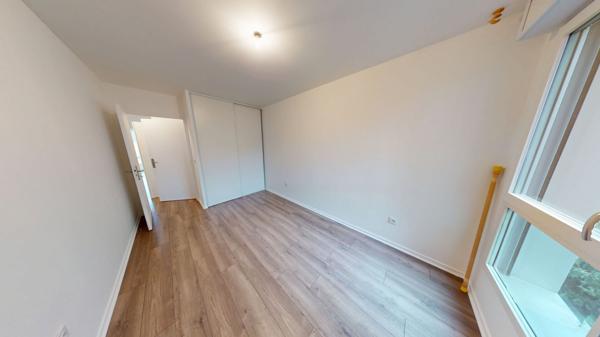 Appartement Ivry Sur Seine 4 pièces - 74 m2 avec loggia et parking