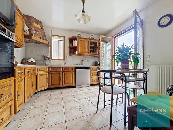 Charmante Maison a Vendre a Montereau Fault Yonne !