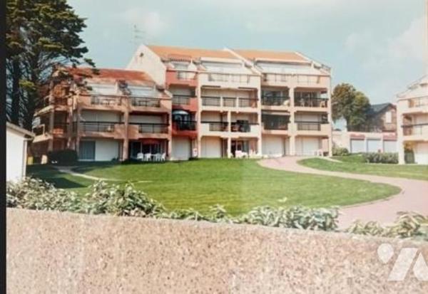 PORNIC - Vue et accès direct sur plage de la Birochère