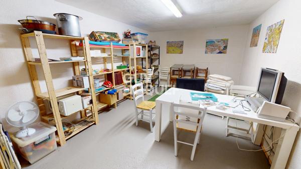 A VENDRE - Propriété 4 chambres de 160 m² avec piscine - AOUSTE SUR SYE 26400