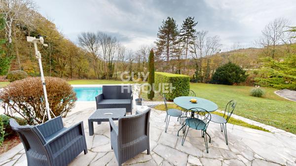 A VENDRE - Propriété 4 chambres de 160 m² avec piscine - AOUSTE SUR SYE 26400