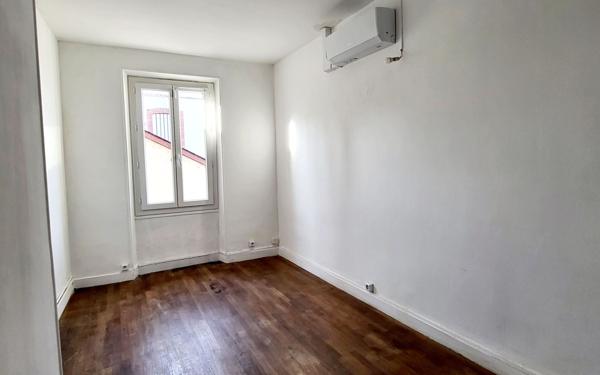 Maison à vendre    8 pièces • 207,97 m2 Gien