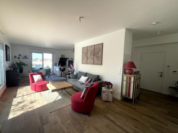 Appartement  terrasse Rezé 4 pièce(s) 86.54 m2