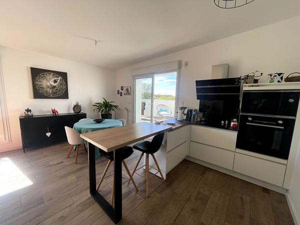 Appartement  terrasse Rezé 4 pièce(s) 86.54 m2