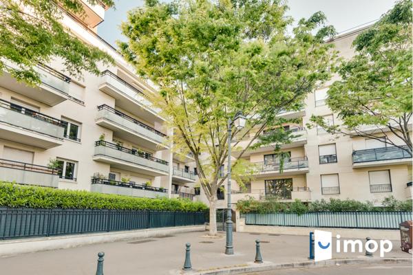 Appartement 4 pièces 3 chambres et parkings