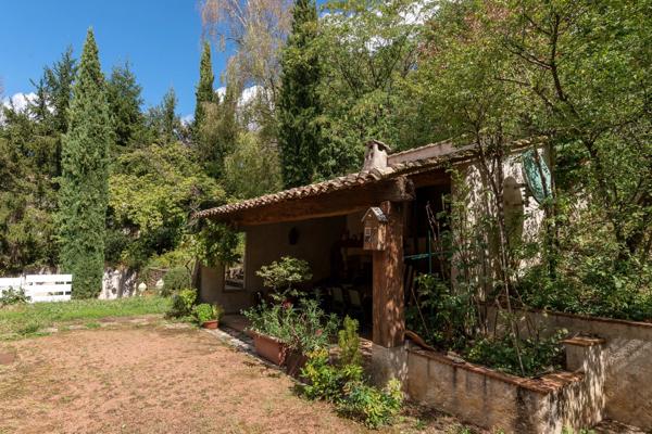 EXCLUSIVITÉ - Saint-Cyr-au-Mont-d’Or - Maison de 197,63 m² – Terrain de 5318 m² - 4 Chambres