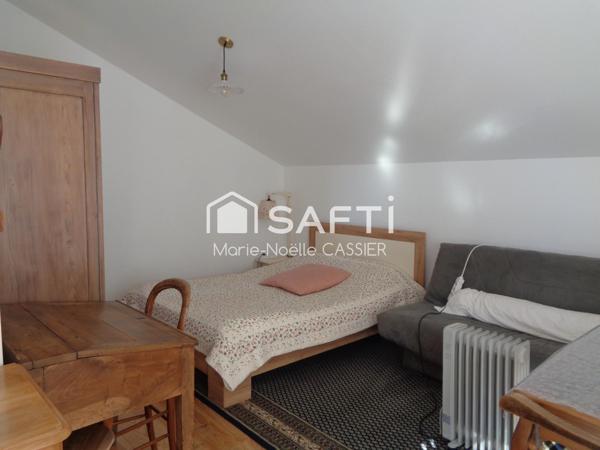 Maison de maître rénovée avec gîte, piscine et terrain arboré dans la Vallée de l'Eyrieux