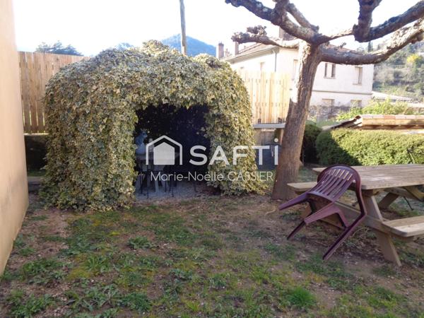Maison de maître rénovée avec gîte, piscine et terrain arboré dans la Vallée de l'Eyrieux