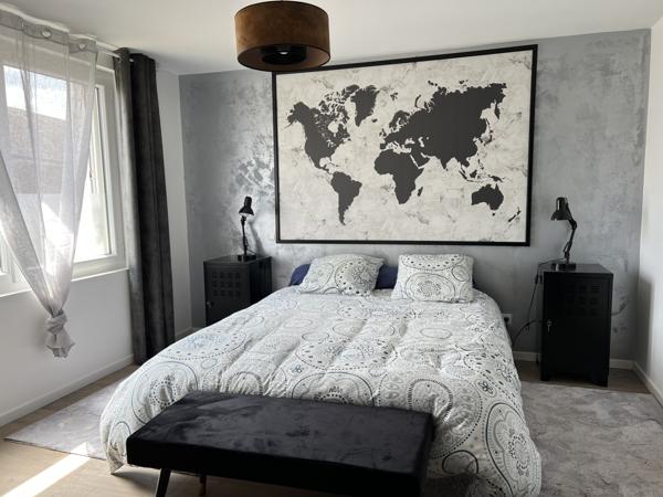 DUPLEX 7 PIECES 156M2 AU COEUR DE MACHECOUL AVEC TERRASSE ET JARDIN