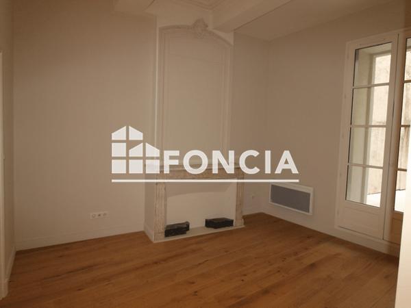 Location Appartement 2 pièces 47.08 m² - 19 BOULEVARD AMIRAL COURBET Nimes 30000