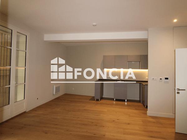Location Appartement 2 pièces 47.08 m² - 19 BOULEVARD AMIRAL COURBET Nimes 30000