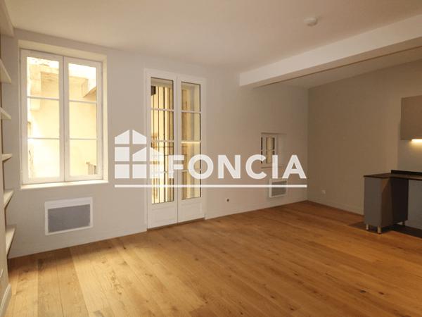 Location Appartement 2 pièces 47.08 m² - 19 BOULEVARD AMIRAL COURBET Nimes 30000