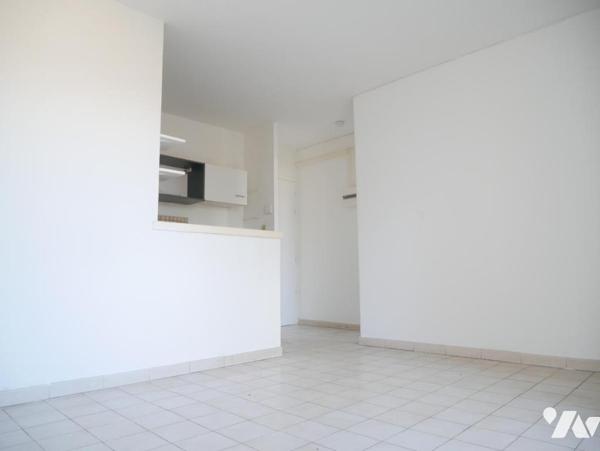 Quartier " Chaptal - Parc Clémenceau", appartement 2 pièces, 29 m² avec une terrasse de 9 m².