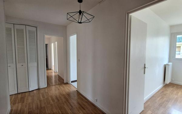 Appartement à vendre    5 pièces •  Chambourcy