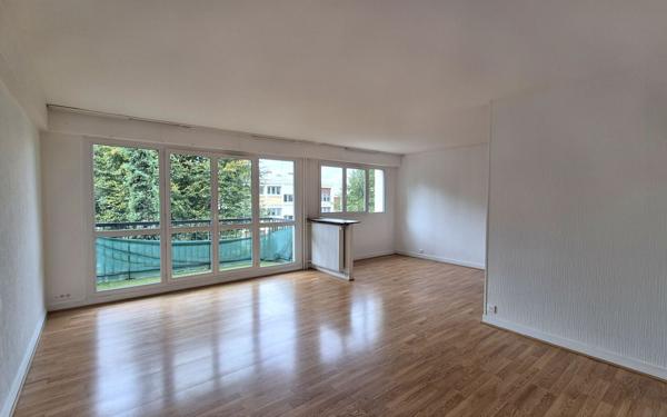 Appartement à vendre    5 pièces •  Chambourcy