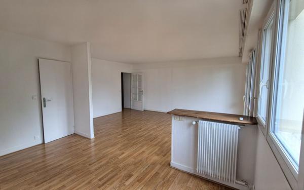 Appartement à vendre    5 pièces •  Chambourcy