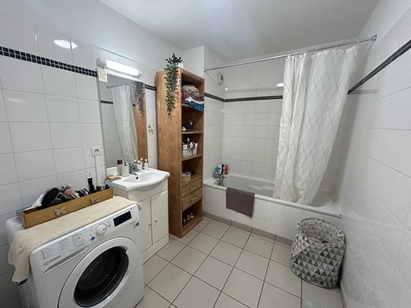 Appartement à vendre 3 pièces 72.5m² Saint-Amand-les-Eaux (59230)