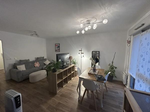 Appartement à vendre 3 pièces 72.5m² Saint-Amand-les-Eaux (59230)