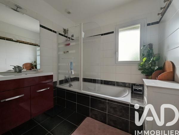Location maison 4 pièces 74,4 m² Châteauneuf