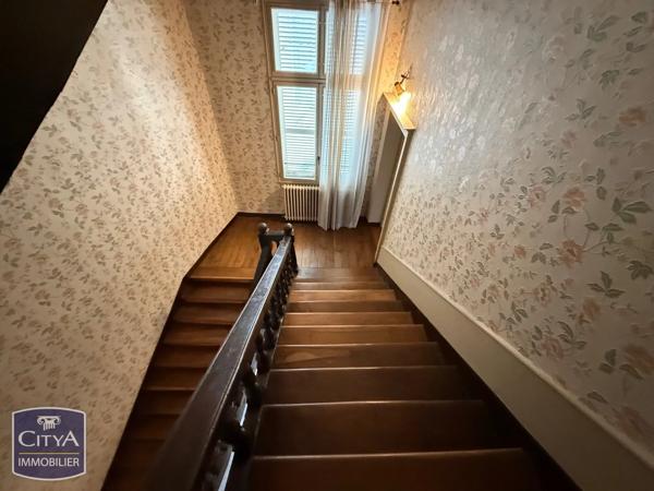 Maison à vendre 5 pièces 180m² Chinon (37500)