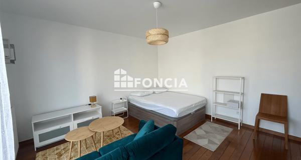 Location Studio meublé 33.99 m² - Reims 51100
