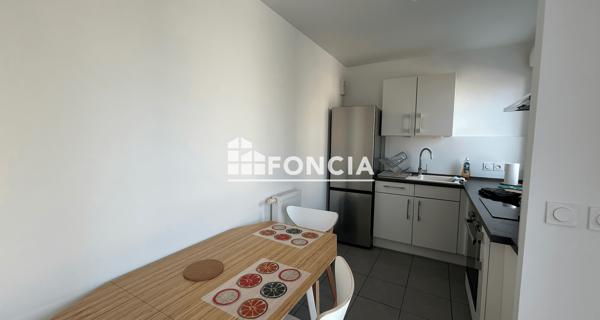 Location Studio meublé 33.99 m² - Reims 51100