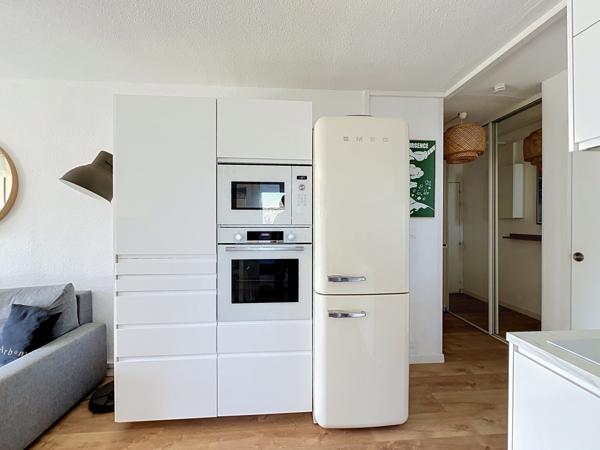 Appartement
         3 pièces
        - 40 m² Exclusivité 269 000 € *
