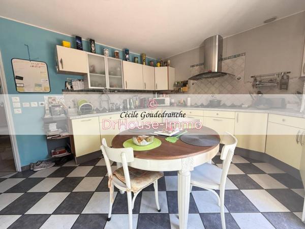 Maison à vendre 4 pièces de 147 m²