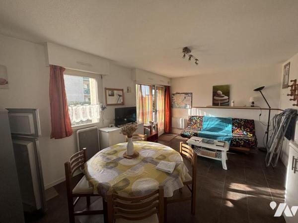 PLOEMEUR - LE COUREGANT - Appartement avec jardinet
