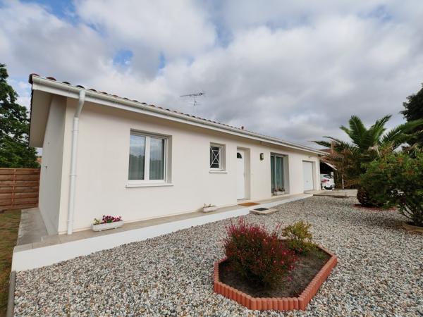 MAISON 113 M2 UTILE + ABRI  VOITURE 38M2 + GARAGE 15M2