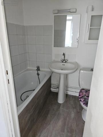 Location - Appartement Cambrai 59400 2 pièces 31 m 2