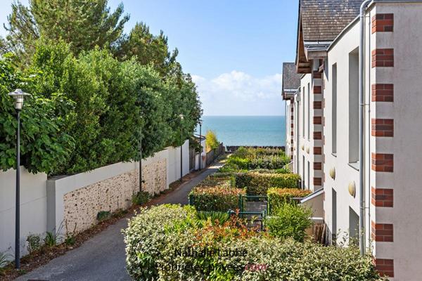 Appartement Pornic Mer  3 pièce(s) 64.03 m2 avec garage + place de parking dans résidence avec Vue Mer