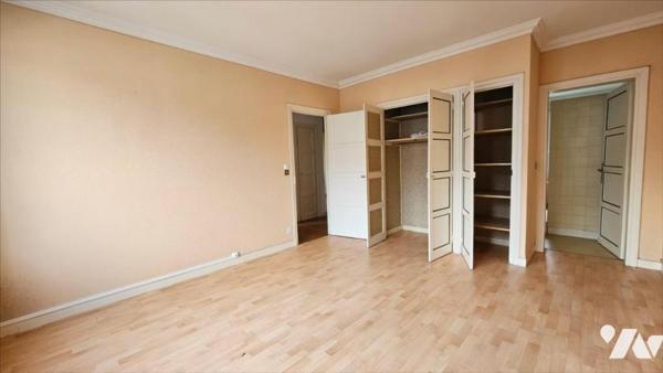 VENDOME HYPER CENTRE MAISON 179m²