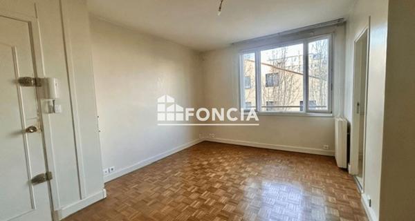 À vendre Studio 22.99 m² - Paris 75020