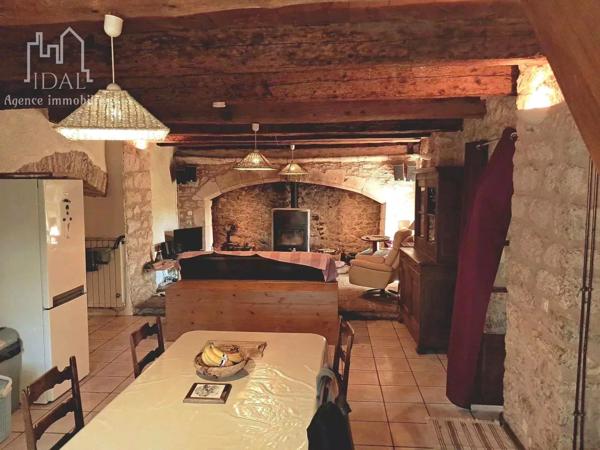 Vente Maison 9 pièces 149 m2 à La Canourgue