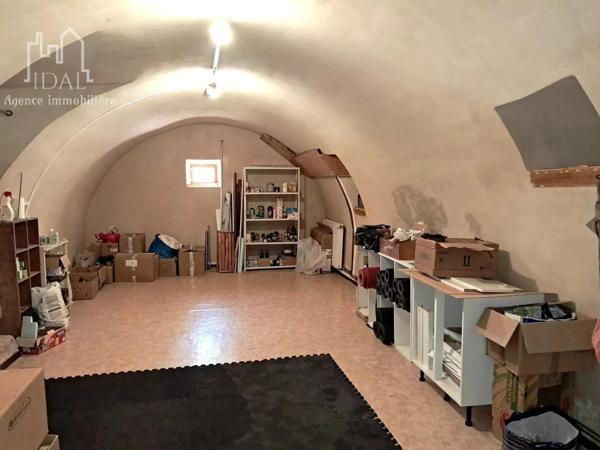 Vente Maison 9 pièces 149 m2 à La Canourgue