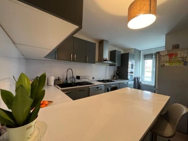 LOCATION : maison T5 (110 m²) à CHANTEHEUX