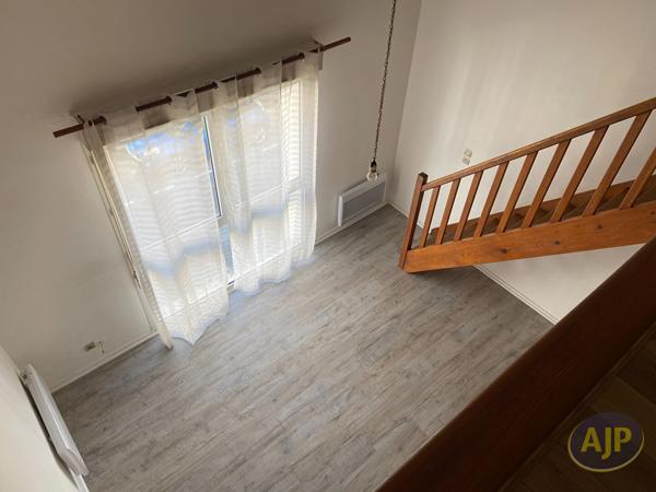 Appartement à louer Saintes : 3 pièces, 74m² avec 2 chambre(s) à 710€ - AJP Immobilier Saintes