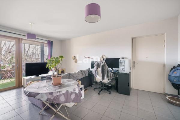 Parking + appartement