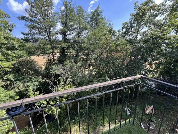 Appartement à louer 630 € CC ST MARTIAL DE VALETTE 5 p 116 m² DPE D