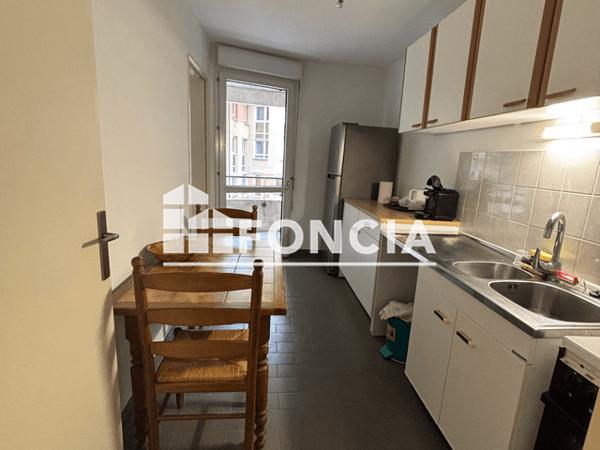 Location Appartement meublé 2 pièces 45 m² - 12/16 RUE PERIOLE Toulouse 31500