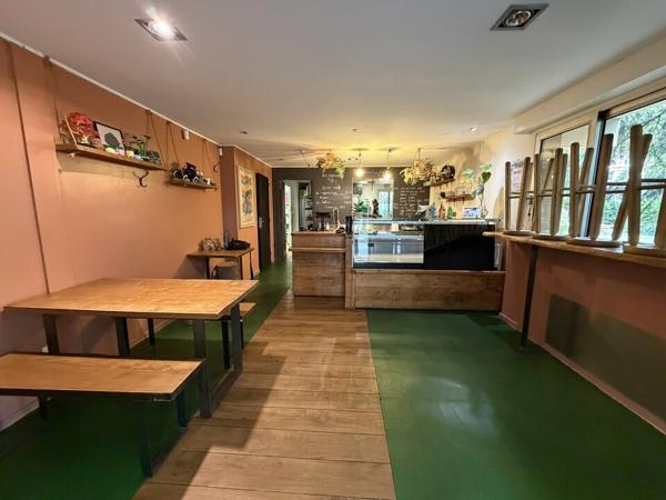 Commerce de 53m² à la vente