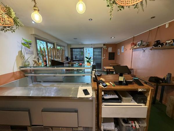 Commerce de 53m² à la vente
