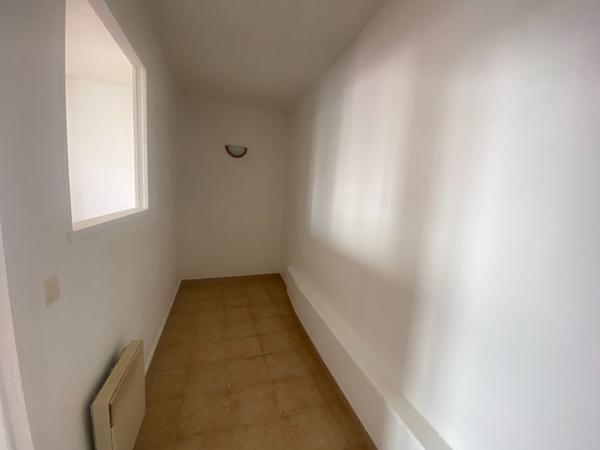 Appartement Corbeil Essonnes 1 pièce(s) 23.61 m2