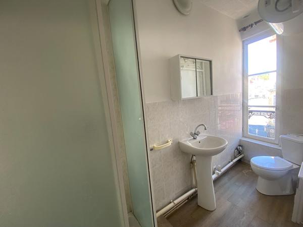 Appartement Corbeil Essonnes 1 pièce(s) 23.61 m2