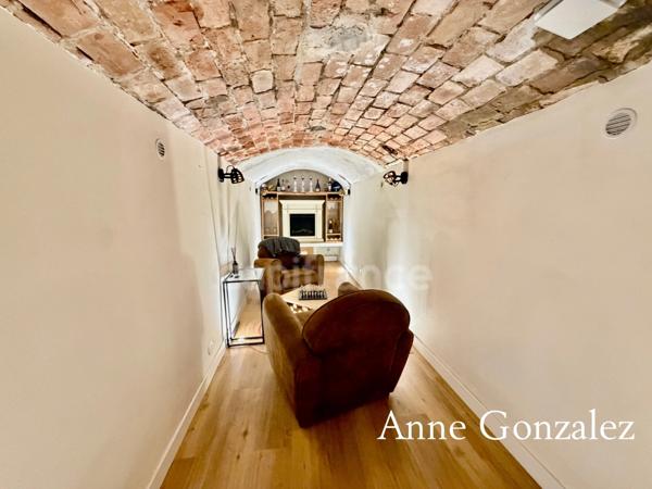 ORLEANS Coeur de ville entre Centre historique et bords de Loire à vendre superbe appartement T4 rénové avec patio intérieur sans vis à vis