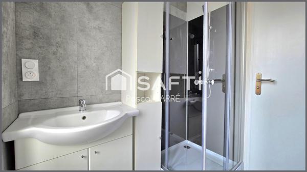 Appartement de 75 m² avec un petit extérieur