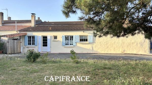 Maison charentaise en pierre à rénover - 9 pièces - 190 m² habitables - 5 chambres - Dépendances & Grenier Réhabilitable - MORAGNE (17)