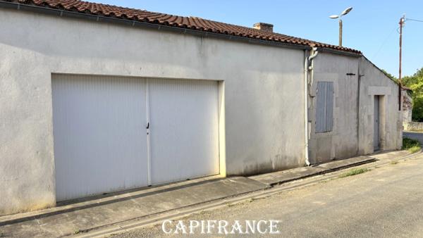 Maison charentaise en pierre à rénover - 9 pièces - 190 m² habitables - 5 chambres - Dépendances & Grenier Réhabilitable - MORAGNE (17)