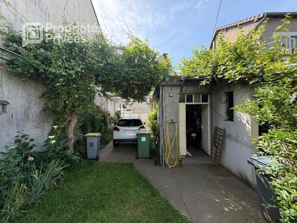 EXCLUSIVITÉ À VENDRE TOURS 37000 : MAISON 5 PIÈCES AVEC JARDIN ET POSSIBILITÉ D'EXTENSION QUARTIER BEAUJARDIN